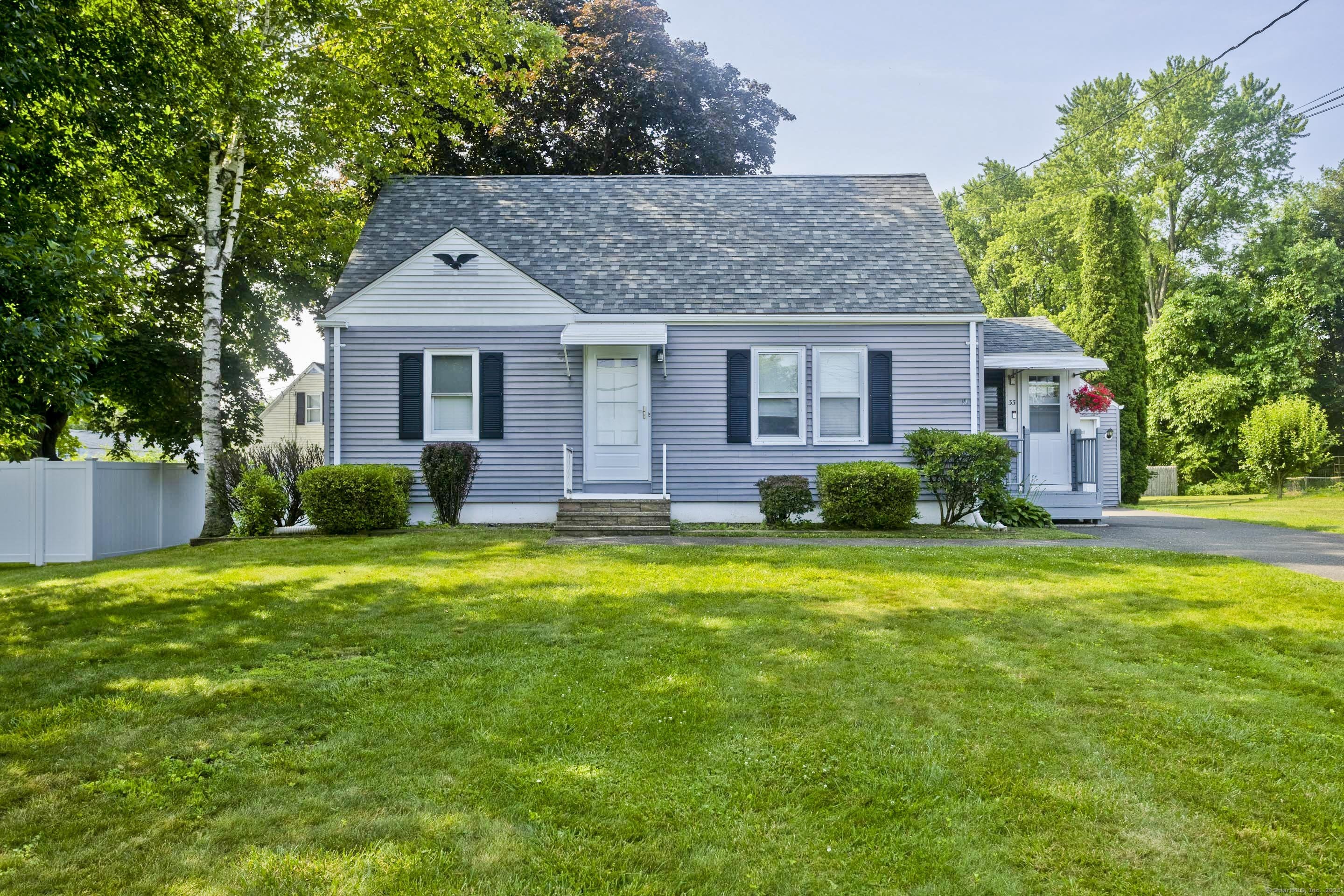 33 Old King Street Enfield CT 06082