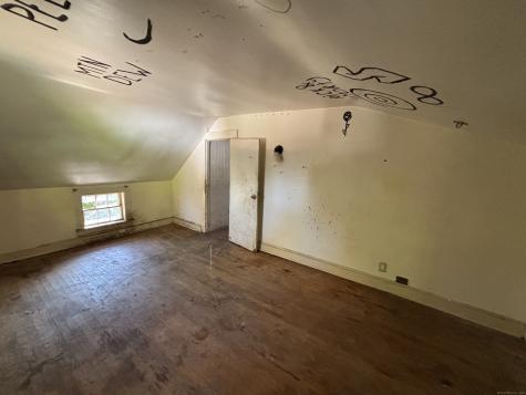 344 Ballfall Road Middletown CT 06457