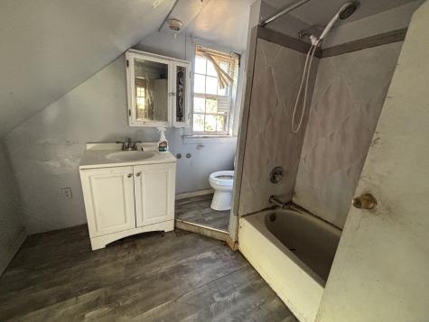 344 Ballfall Road Middletown CT 06457