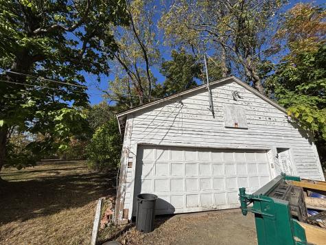 344 Ballfall Road Middletown CT 06457