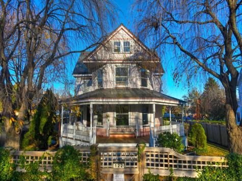 122 Stratfield Road Fairfield CT 06825