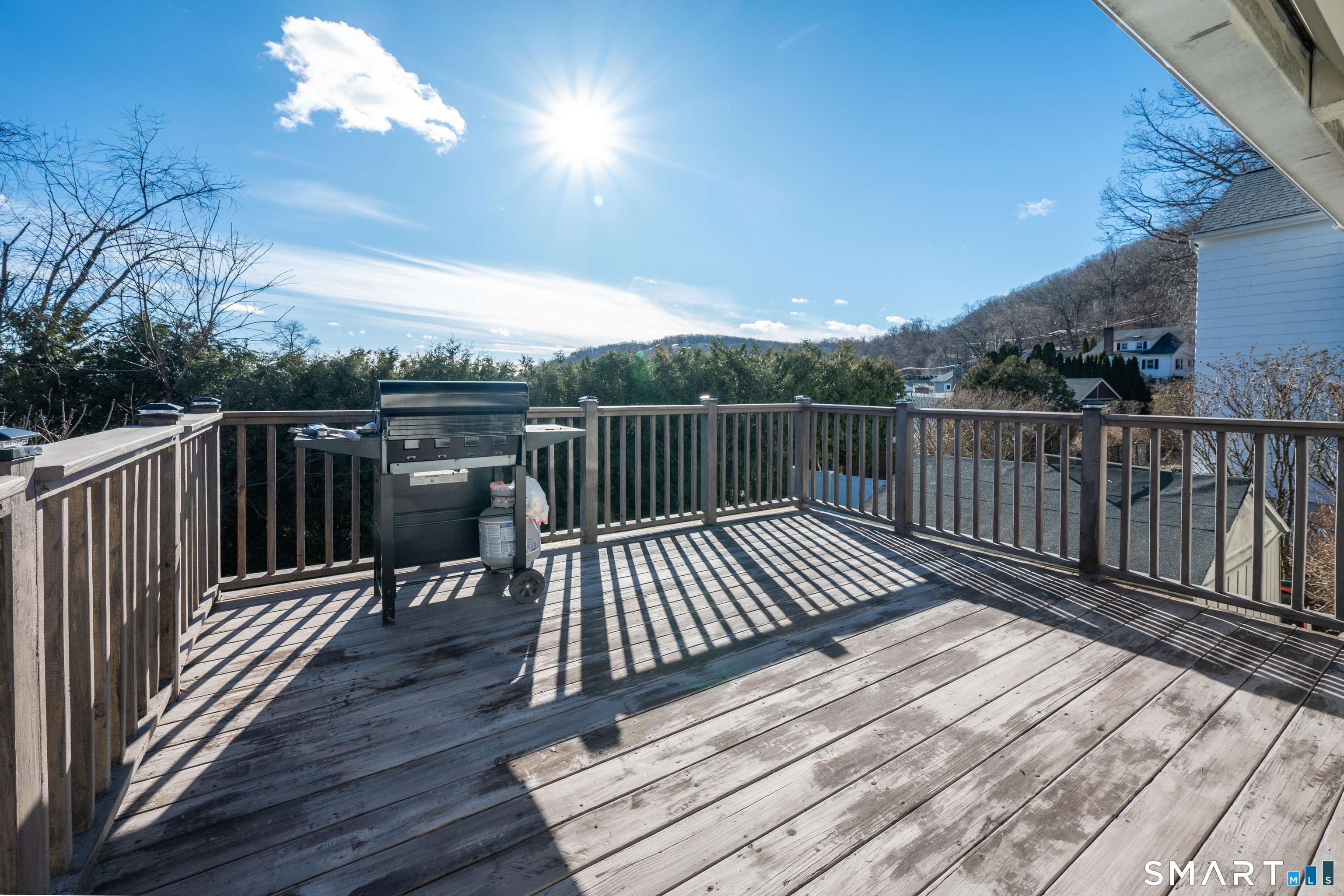 9 North Beach Drive New Fairfield CT 06812
