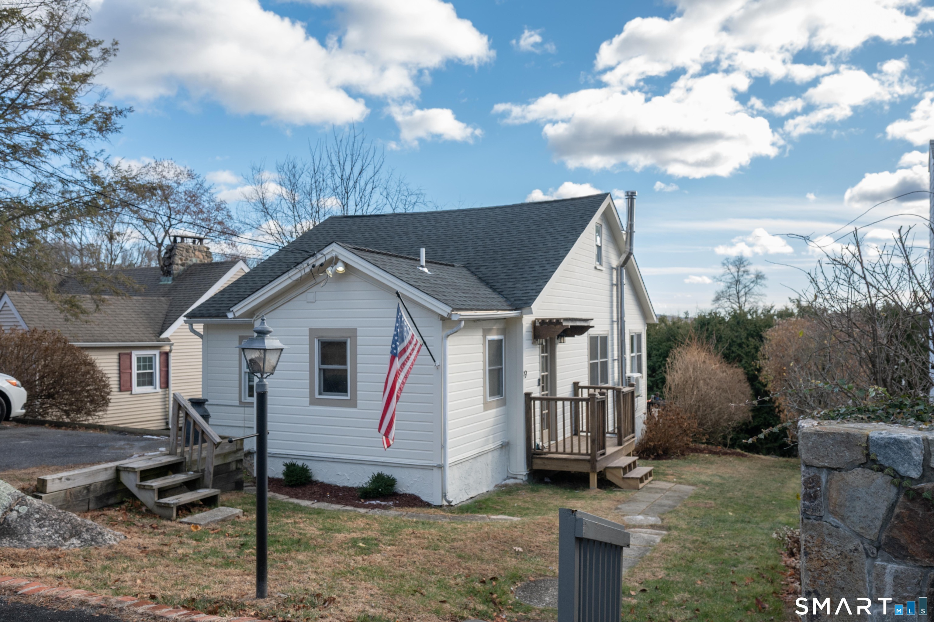 9 North Beach Drive New Fairfield CT 06812