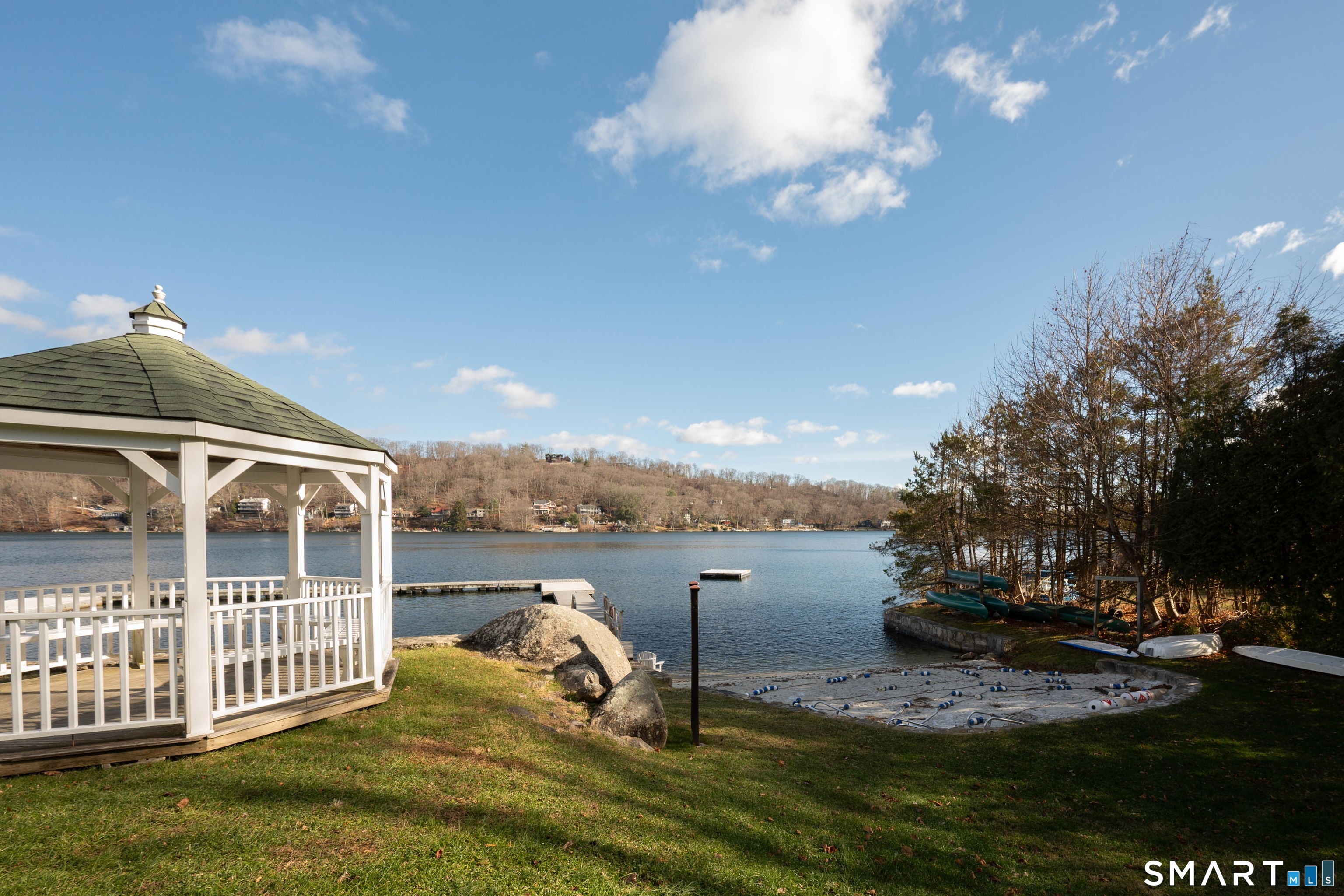 9 North Beach Drive New Fairfield CT 06812