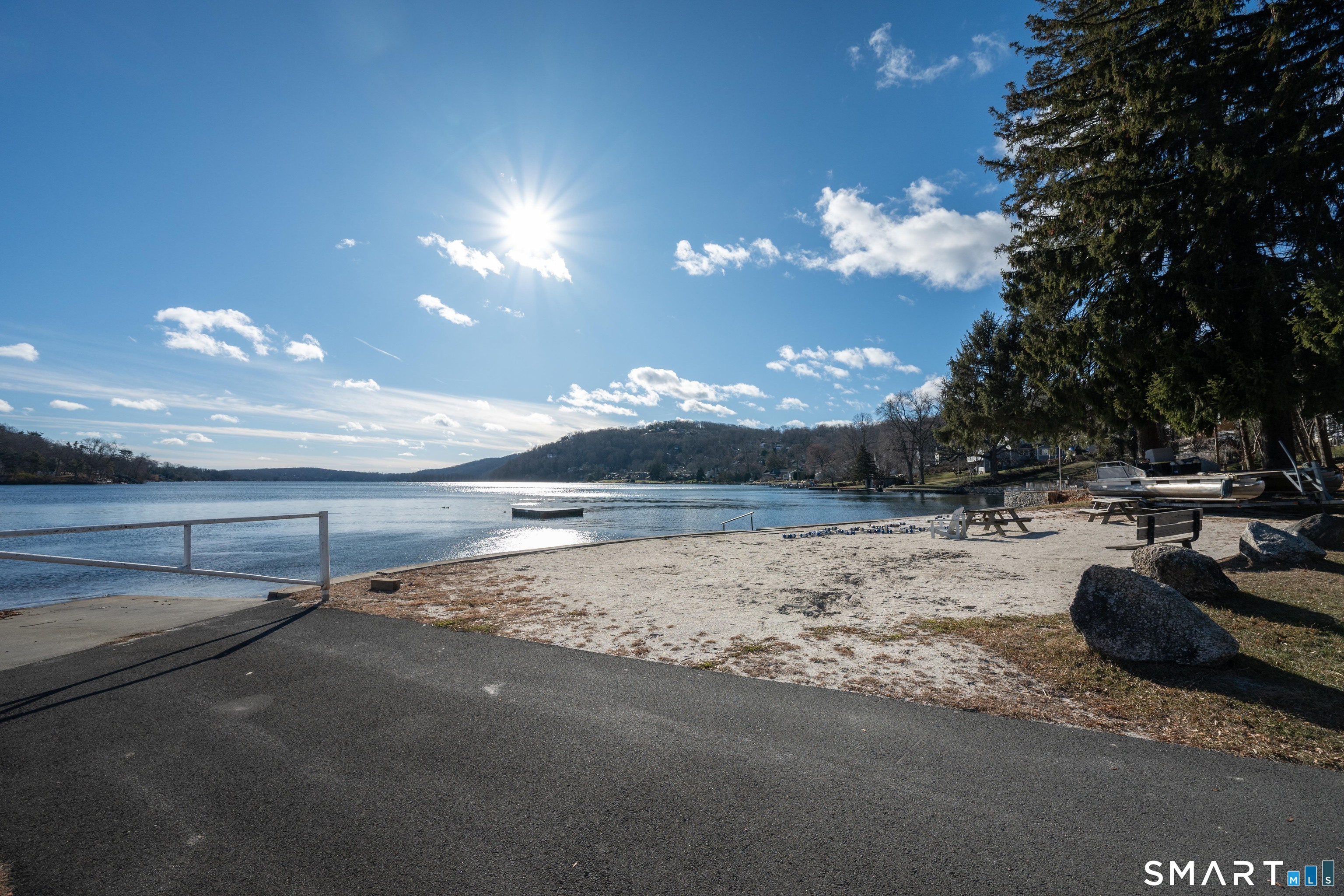 9 North Beach Drive New Fairfield CT 06812