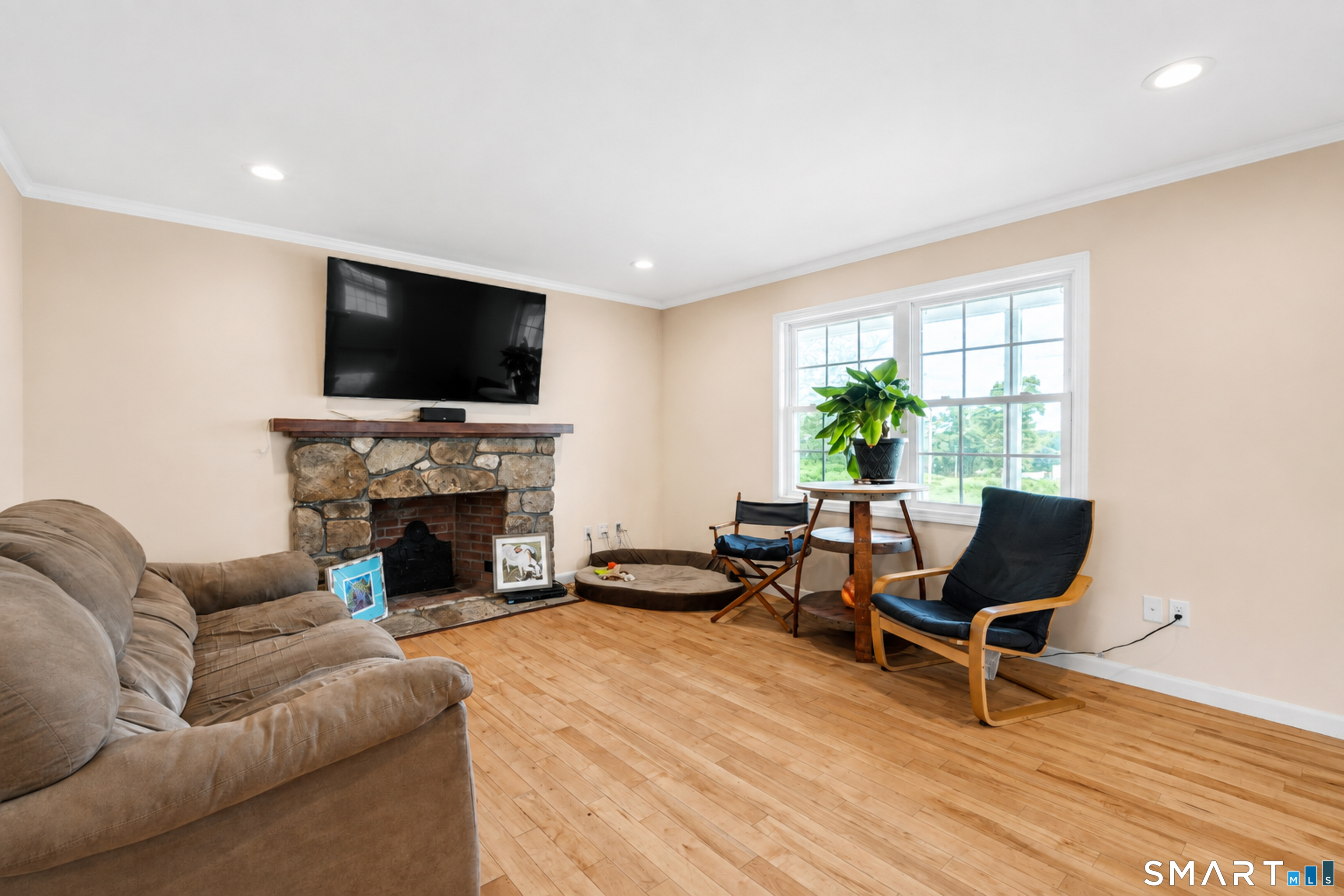 91-A Wintechog Hill Road North Stonington CT 06359