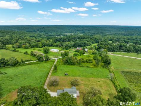 91-A Wintechog Hill Road North Stonington CT 06359