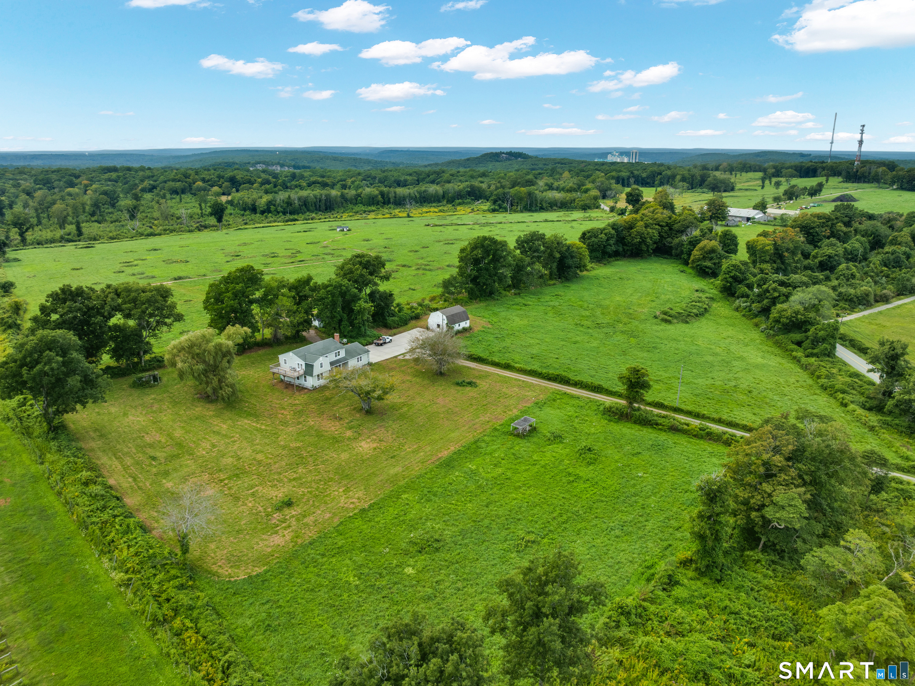 91-A Wintechog Hill Road North Stonington CT 06359