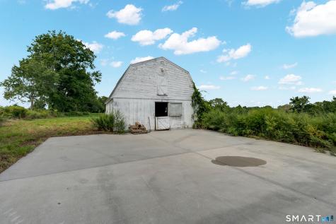 91-A Wintechog Hill Road North Stonington CT 06359