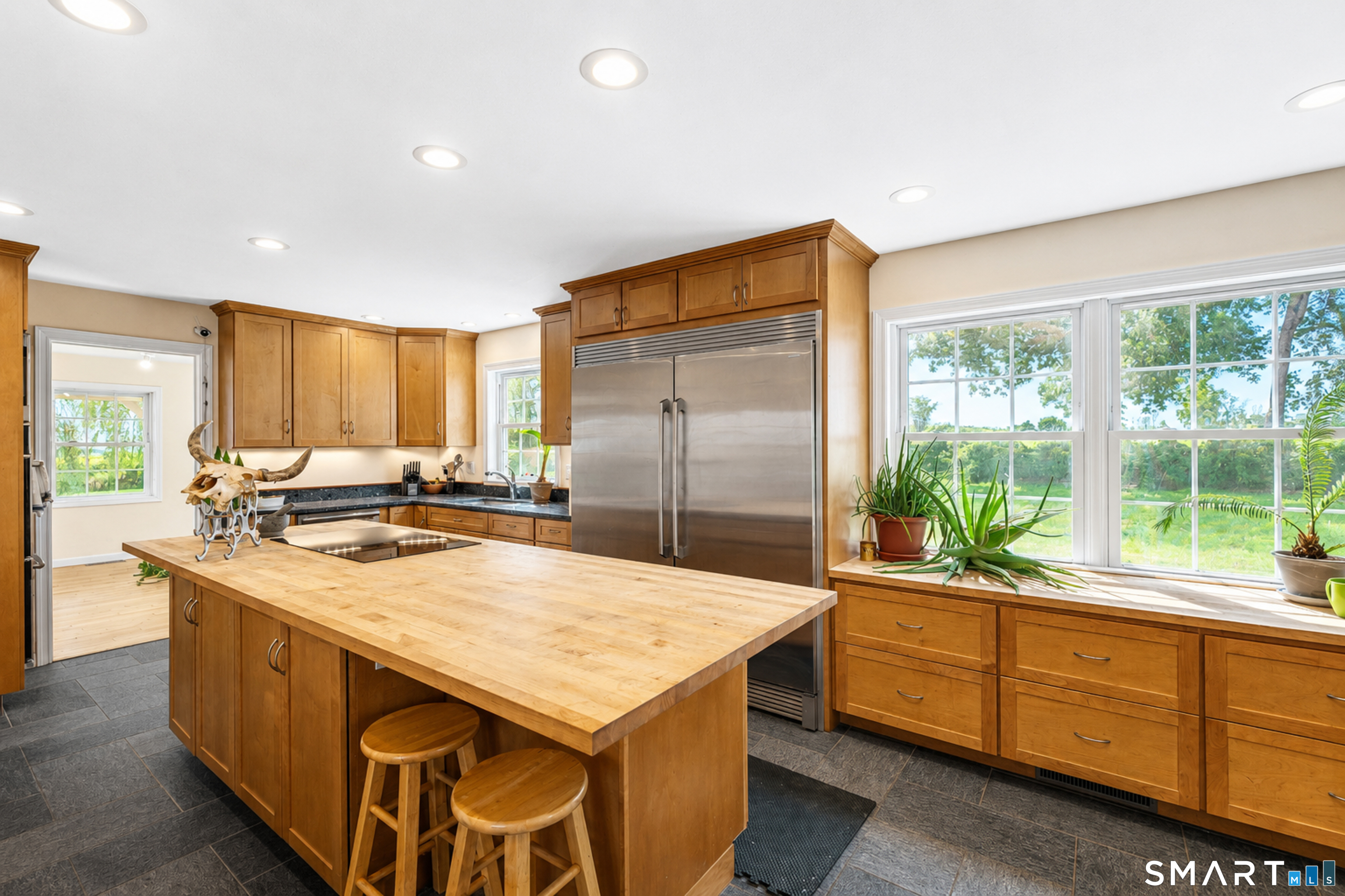 91-A Wintechog Hill Road North Stonington CT 06359