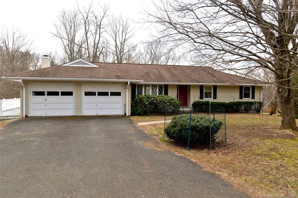 7 Oak Lane Brookfield CT 06804
