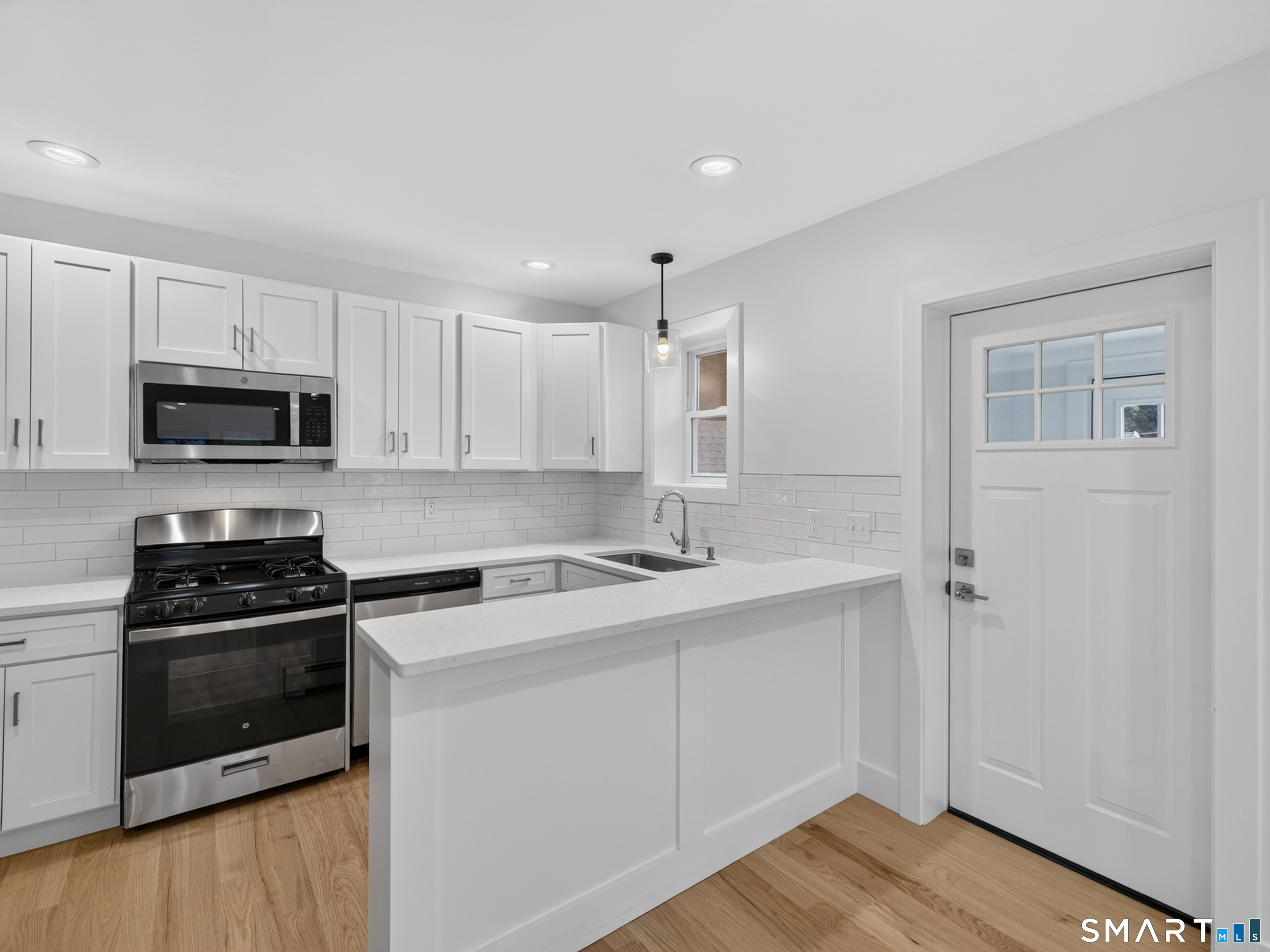 21 Edward Avenue Norwich CT 06360