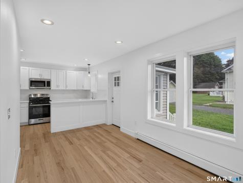 21 Edward Avenue Norwich CT 06360