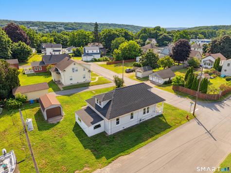 21 Edward Avenue Norwich CT 06360
