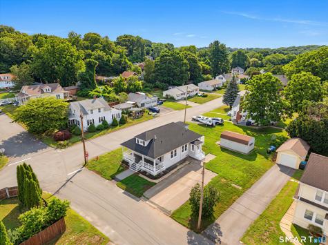 21 Edward Avenue Norwich CT 06360