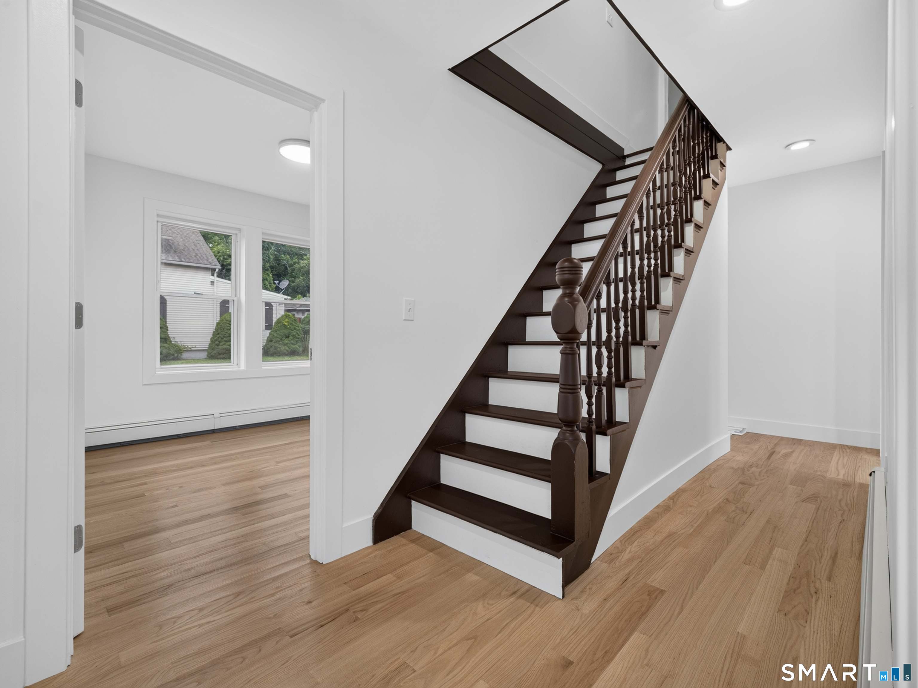 21 Edward Avenue Norwich CT 06360