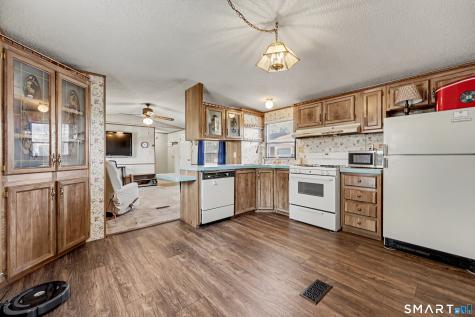 94 Woodland Park Shelton CT 06484