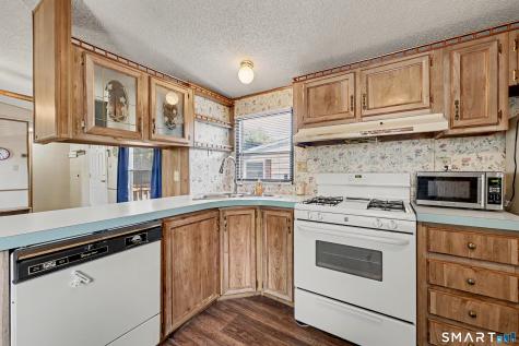 94 Woodland Park Shelton CT 06484