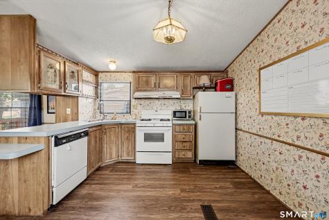 94 Woodland Park Shelton CT 06484