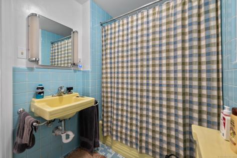 96 Oak Hill Drive Bristol CT 06010