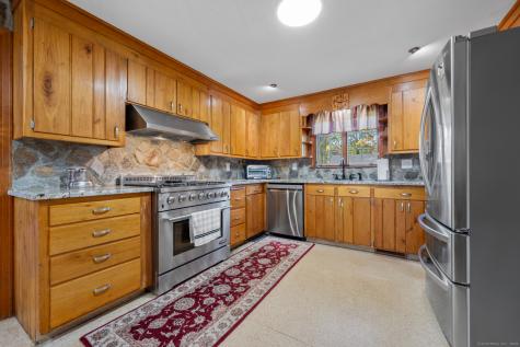 96 Oak Hill Drive Bristol CT 06010