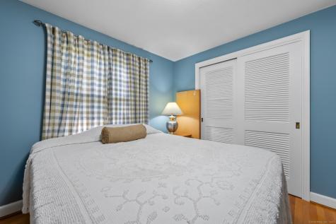 96 Oak Hill Drive Bristol CT 06010