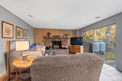 96 Oak Hill Drive Bristol CT 06010