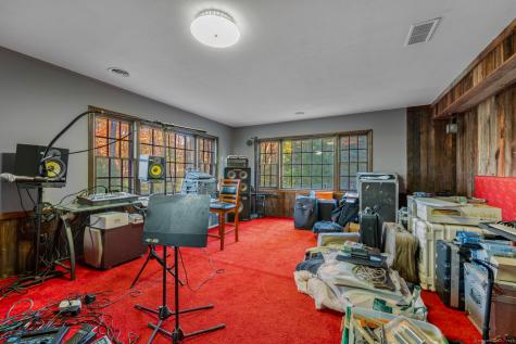 96 Oak Hill Drive Bristol CT 06010