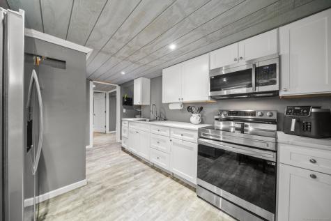 64 Bradfield Drive Somers CT 06071