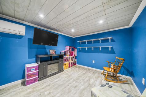 64 Bradfield Drive Somers CT 06071