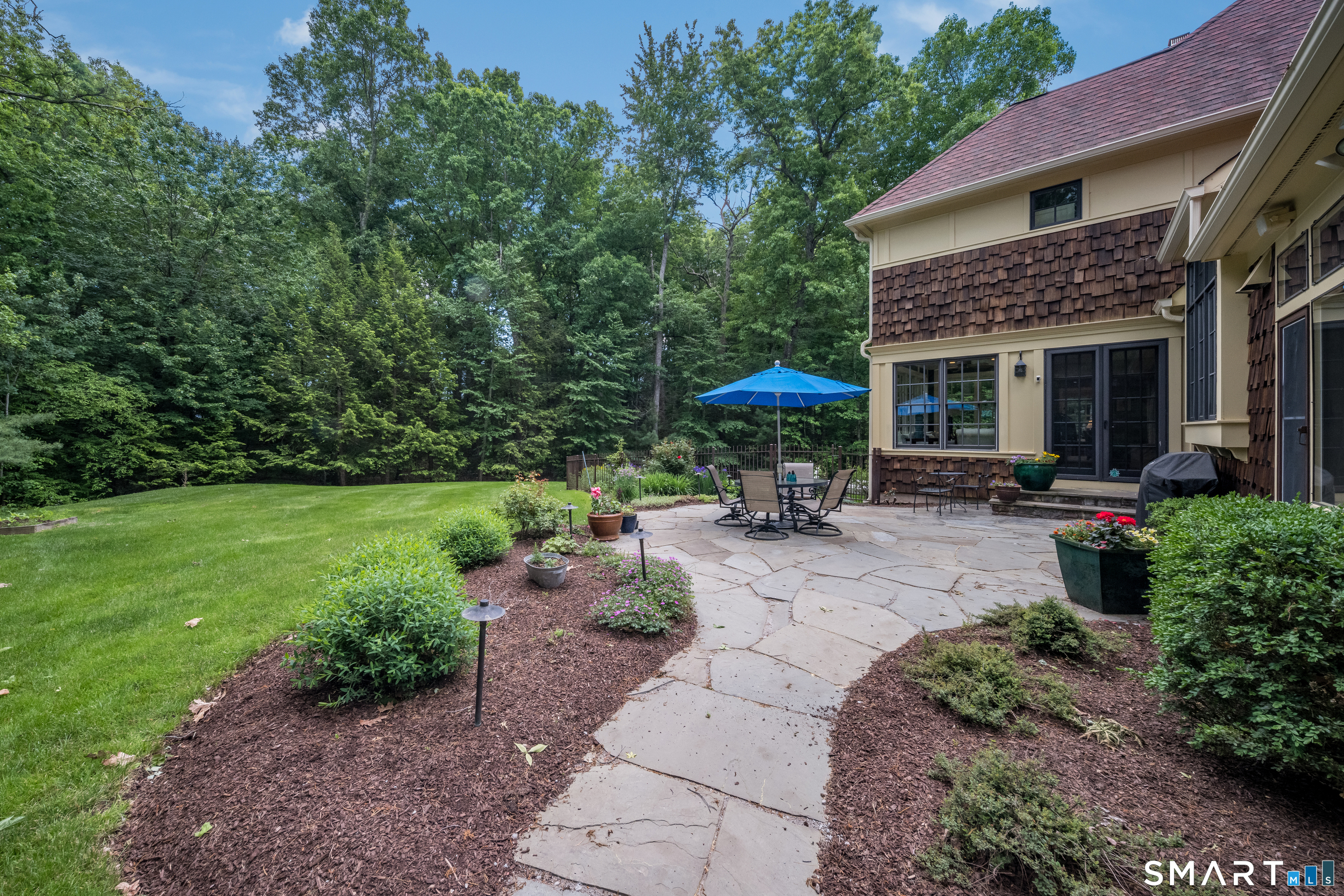 13 School House Lane Simsbury CT 06070