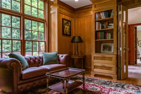 13 School House Lane Simsbury CT 06070