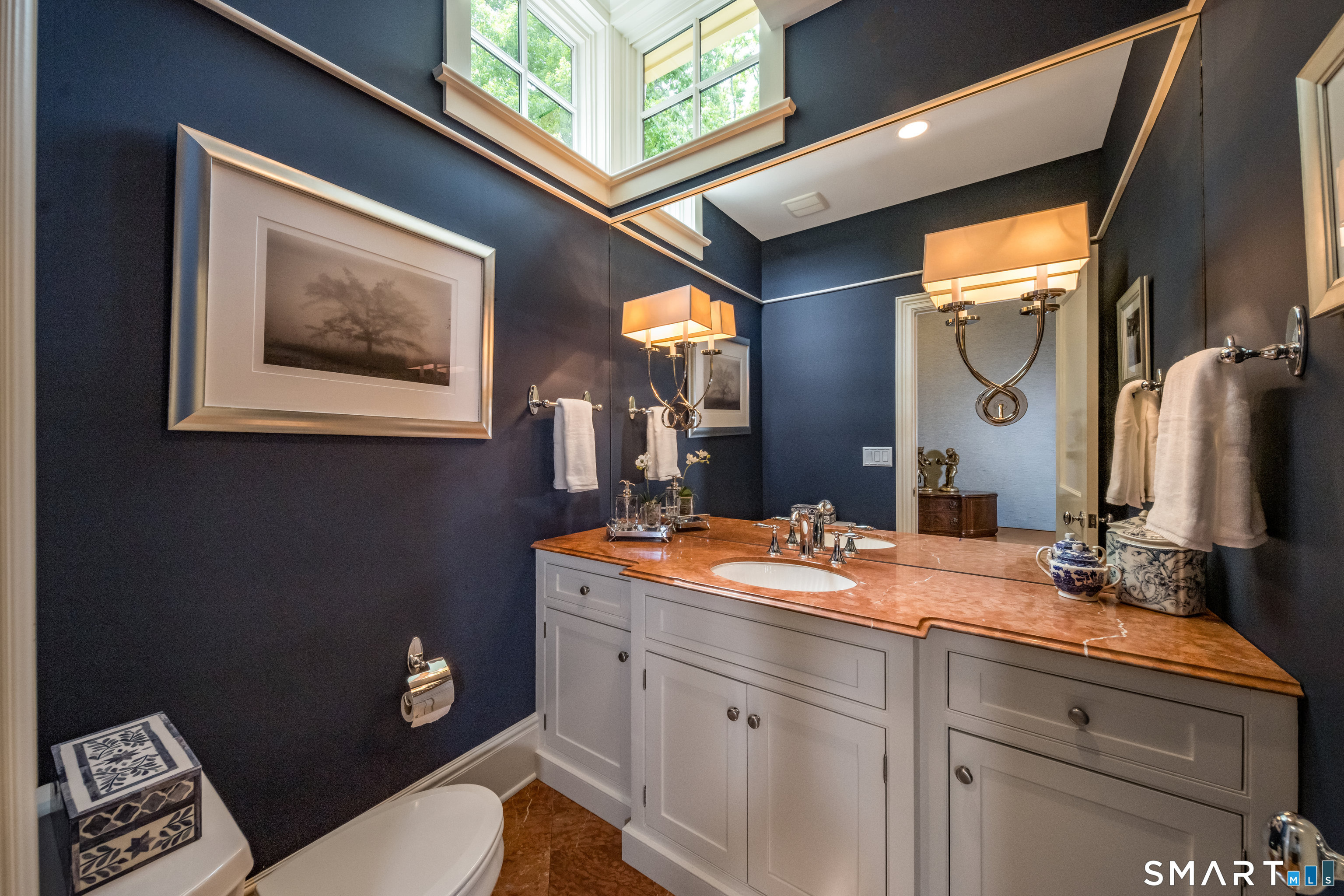 13 School House Lane Simsbury CT 06070