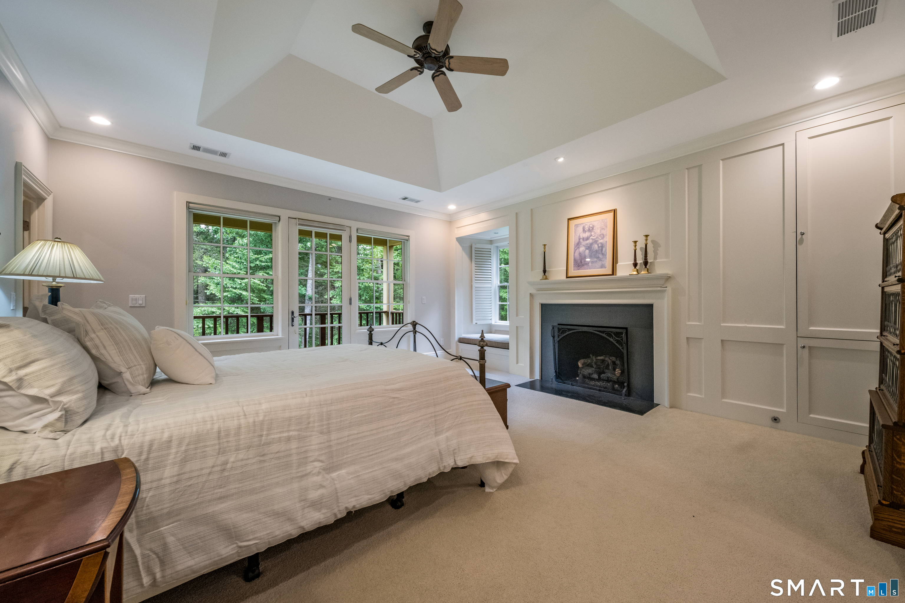 13 School House Lane Simsbury CT 06070