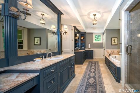13 School House Lane Simsbury CT 06070