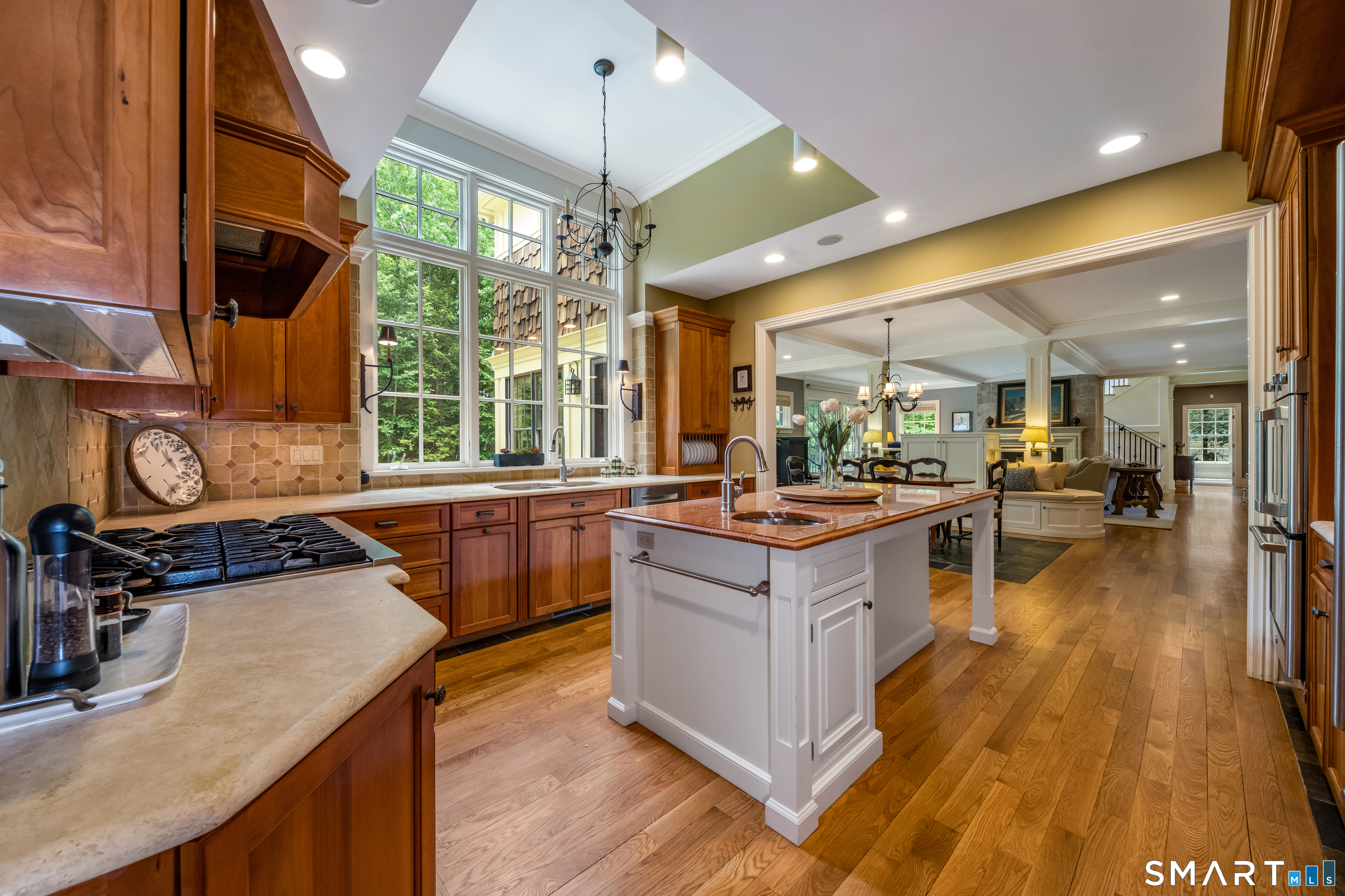 13 School House Lane Simsbury CT 06070