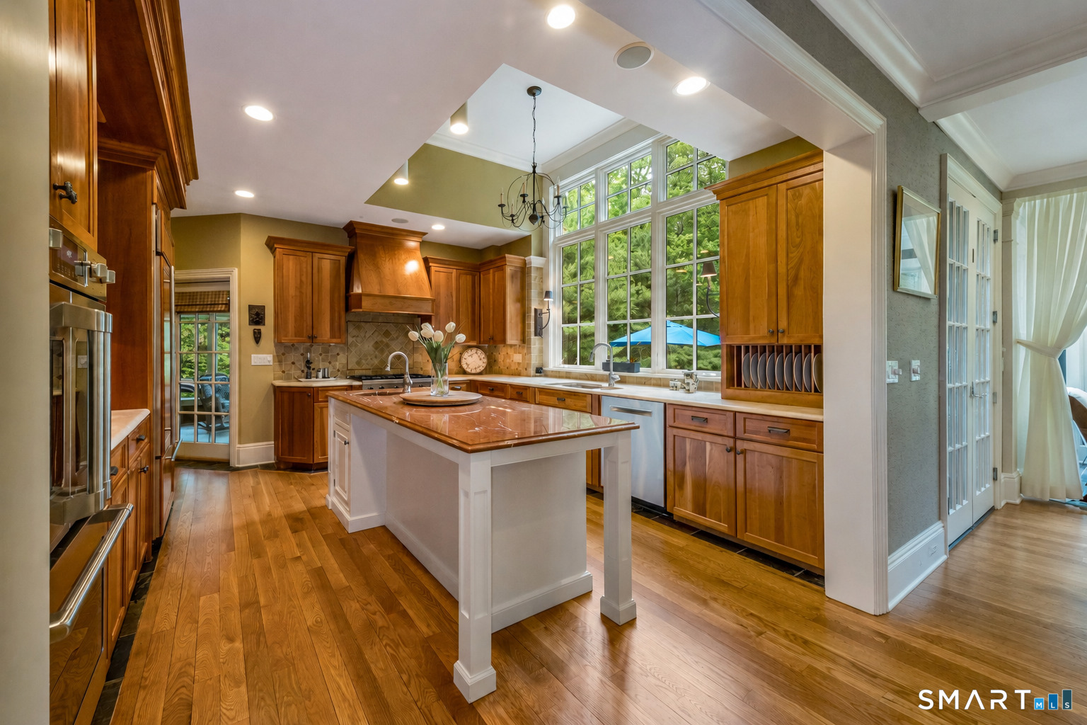 13 School House Lane Simsbury CT 06070