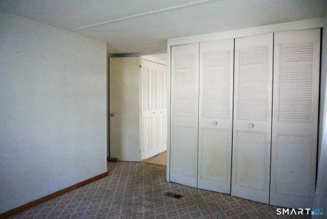 34 Red Oak Drive Southington CT 06489