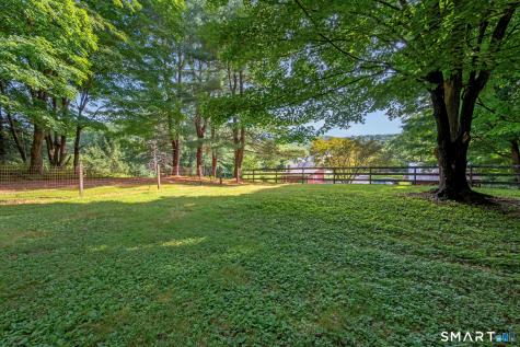 520 Washington Road Woodbury CT 06798