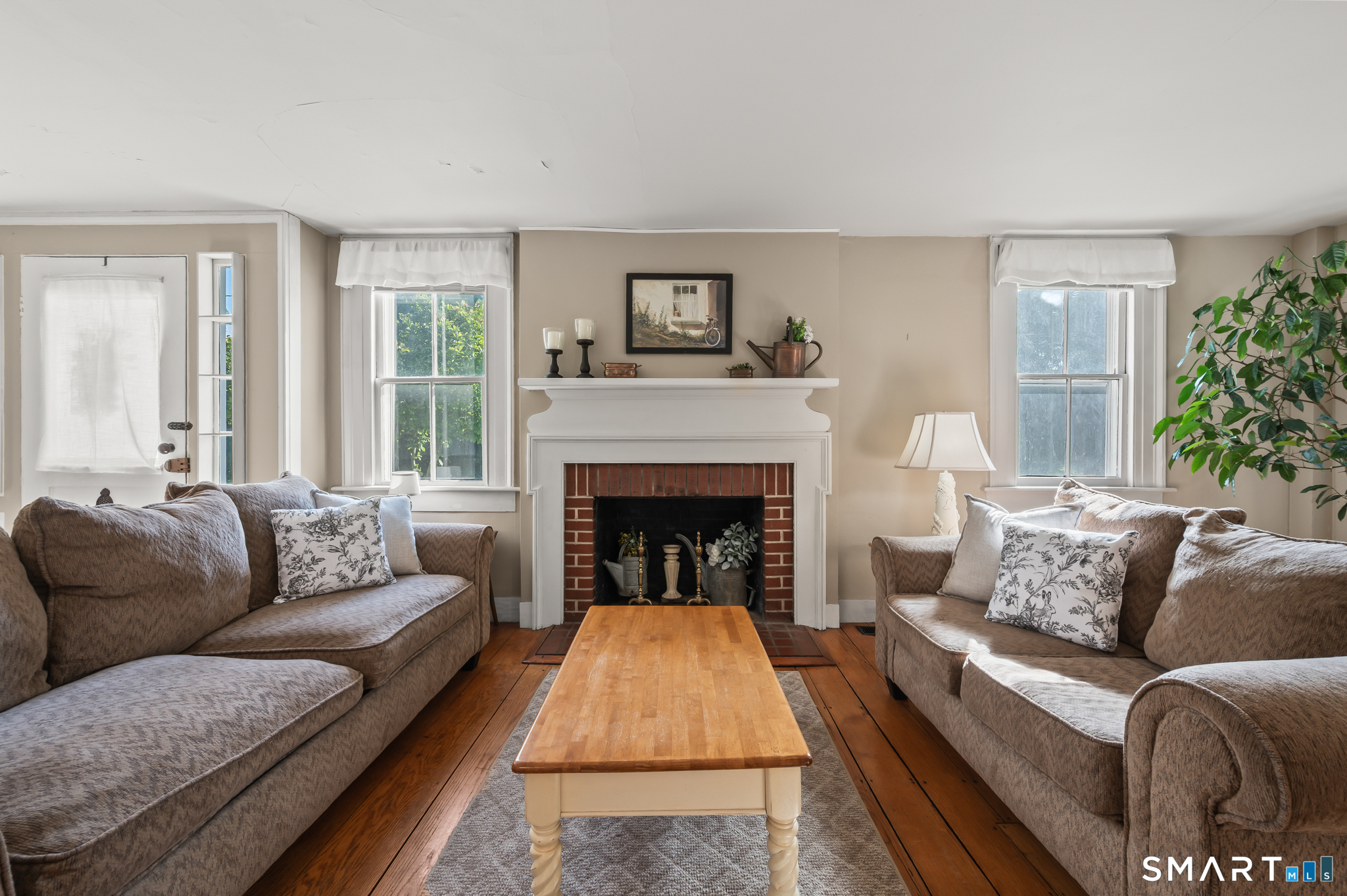 520 Washington Road Woodbury CT 06798