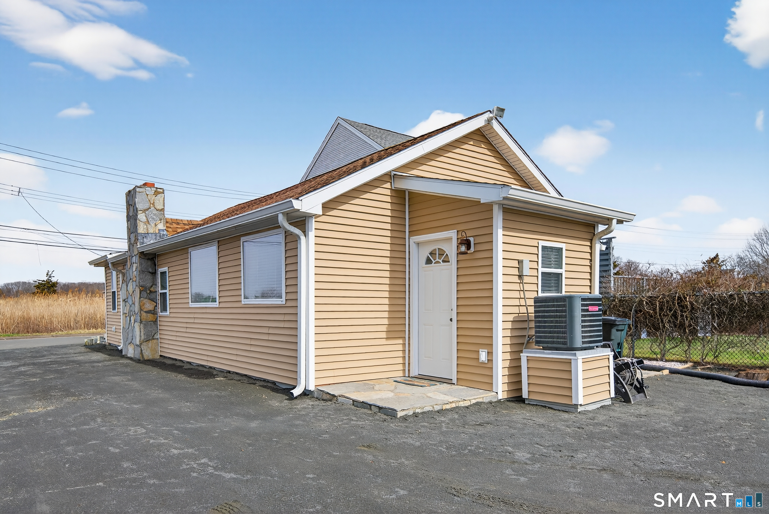 53 Old Town Highway East Haven CT 06512