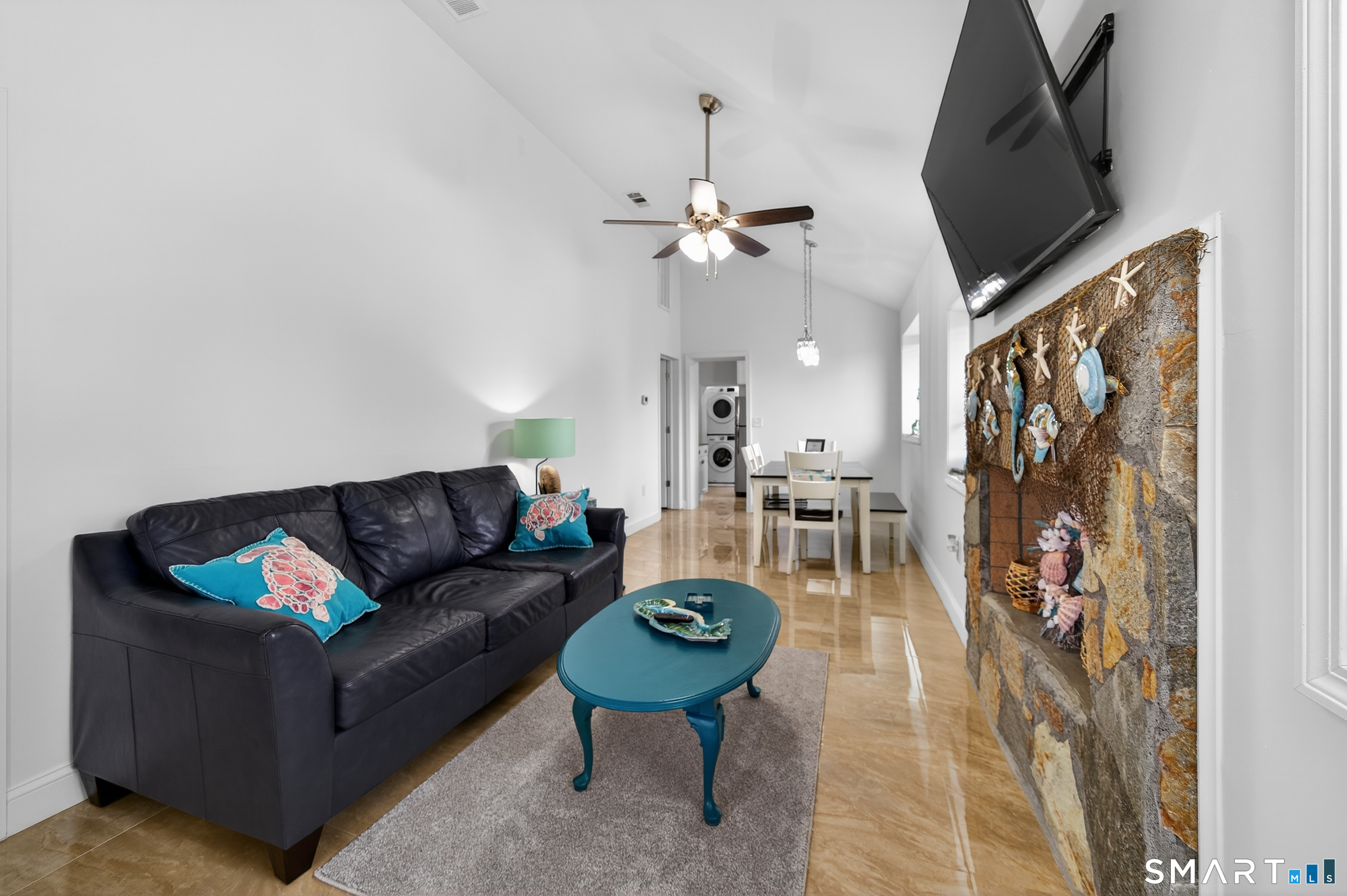 53 Old Town Highway East Haven CT 06512