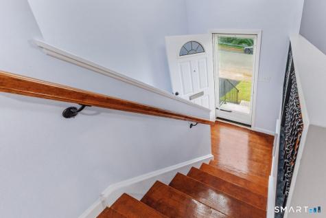 17 Rhoda Lane Bristol CT 06010