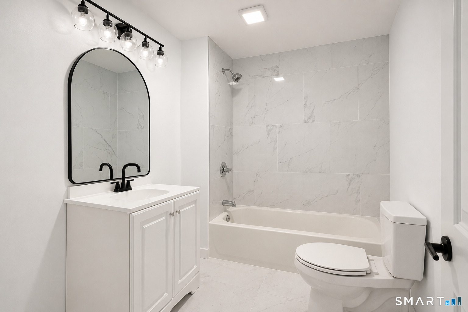 17 Rhoda Lane Bristol CT 06010