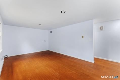 17 Rhoda Lane Bristol CT 06010