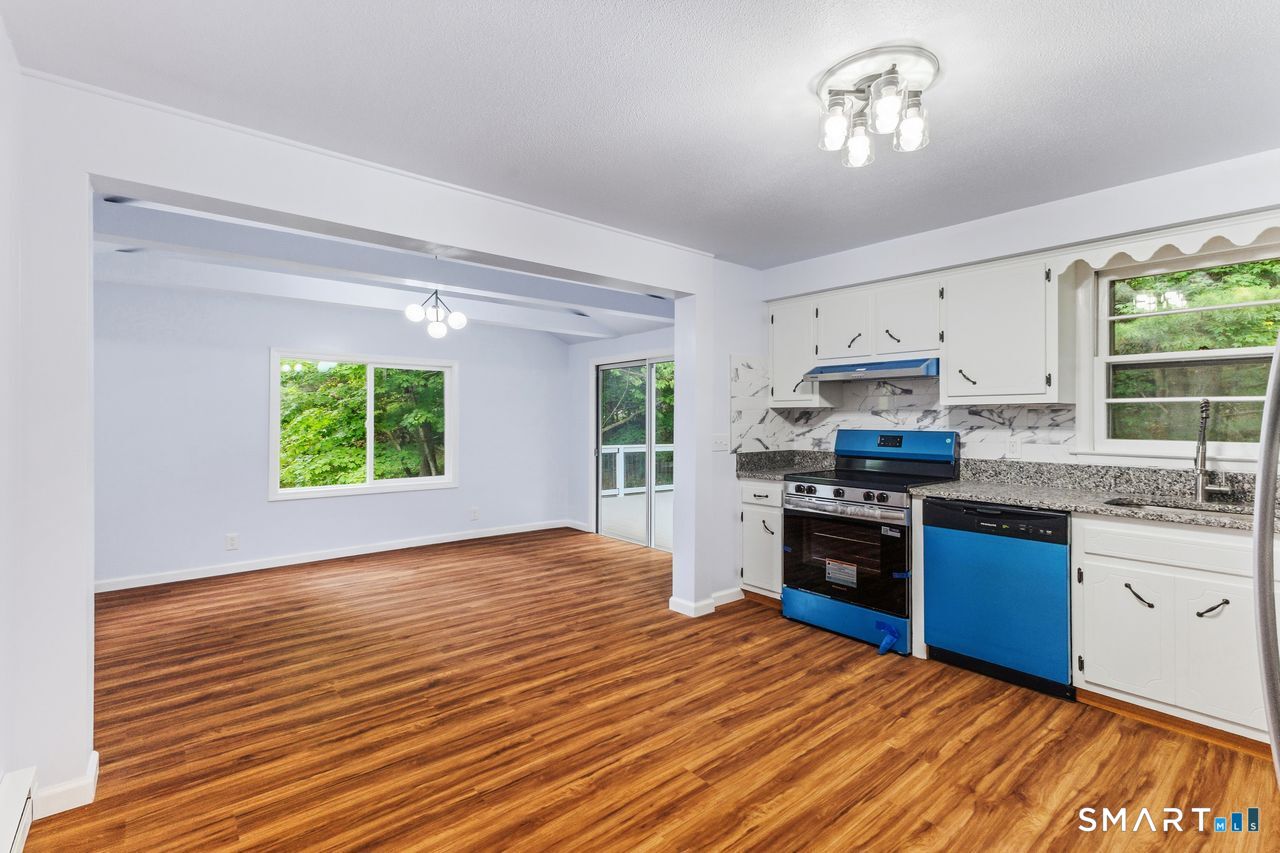17 Rhoda Lane Bristol CT 06010