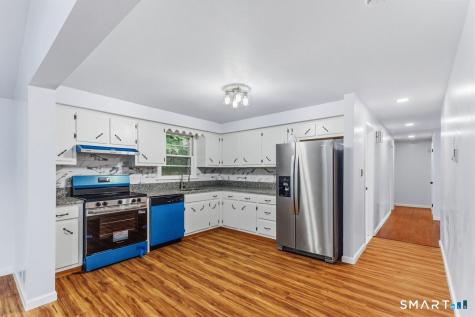 17 Rhoda Lane Bristol CT 06010