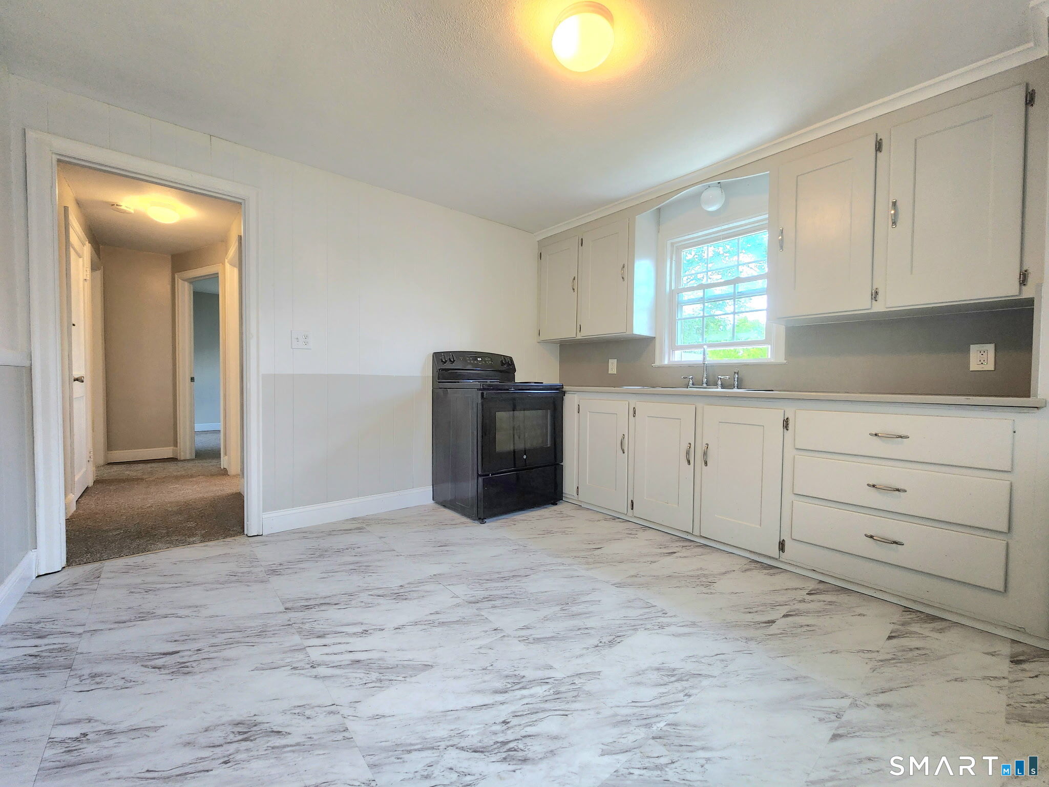 111 Woodland Street Manchester CT 06042