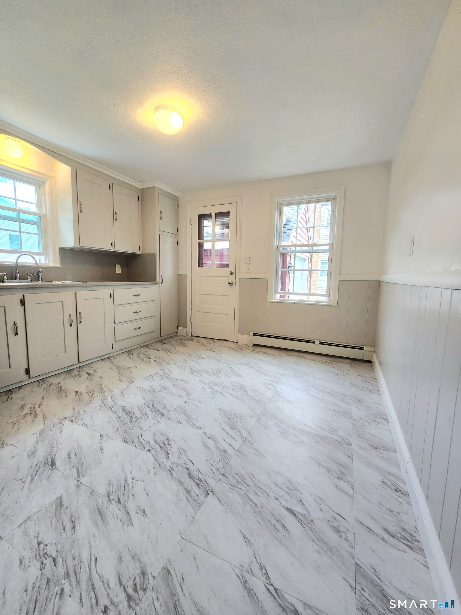 111 Woodland Street Manchester CT 06042