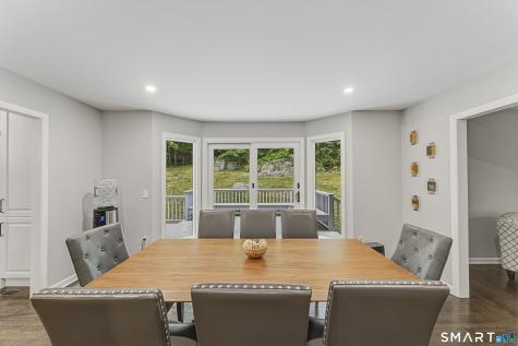 11 Hunt Lane Weston CT 06883
